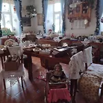 Restaurace A Ubrousku Prostri Se