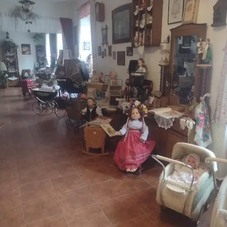Restaurace A Ubrousku Prostri Se Гостевой дом Нова-Быстршице