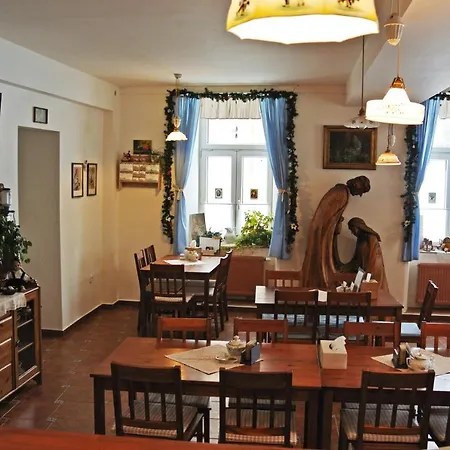 Restaurace A Ubrousku Prostri Se Гостевой дом 3*