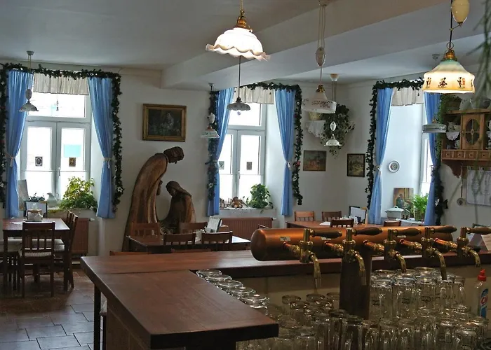 Restaurace A Ubrousku Prostri Se Nová Bystřice